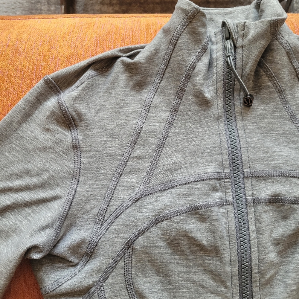 LULULEMON Define Gray Jacket - Picture 12 of 14